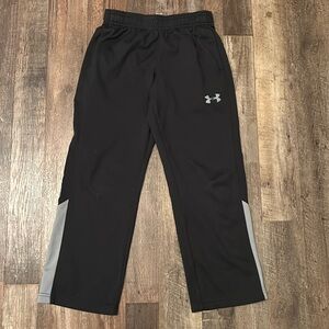 Under Armour boys athletic pants